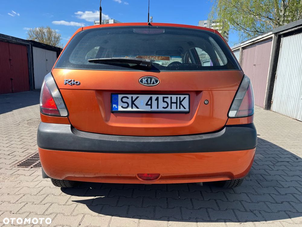 Kia Rio 1.4 (klm) / Comfort + - 5