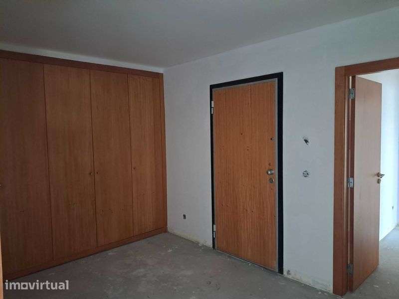 Apartamento T2 Rua De Serpa Pinto - Grande imagem: 4/5