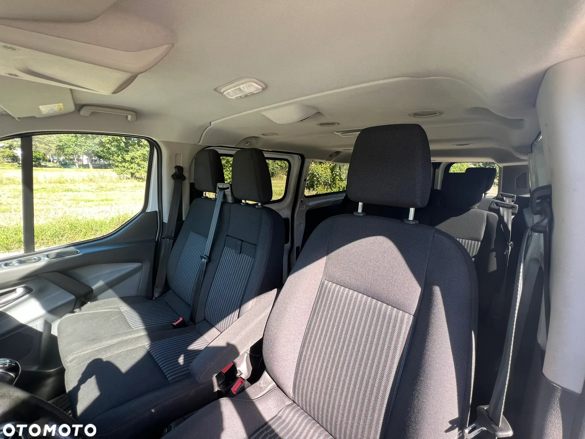 Ford Transit Custom 290 L2H1 Limited - 18