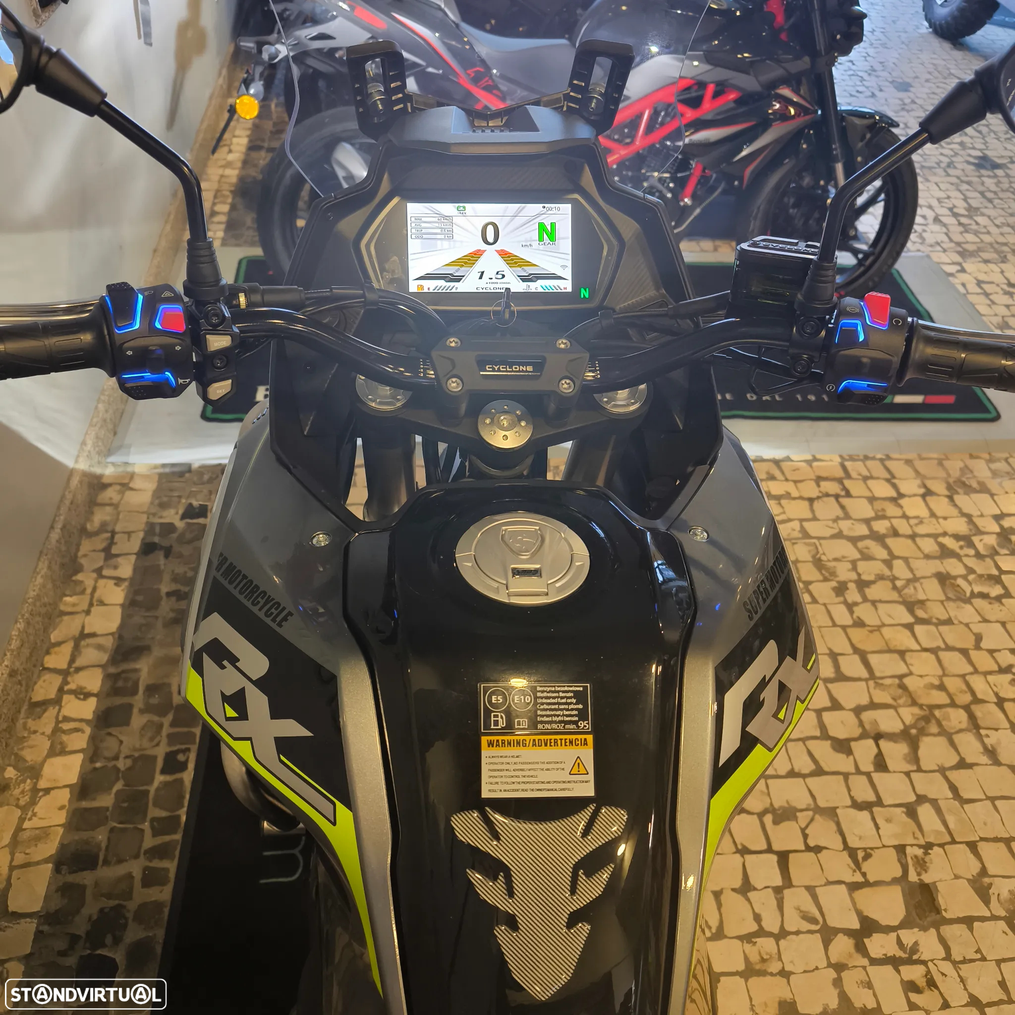 Cyclone RX4 - 5