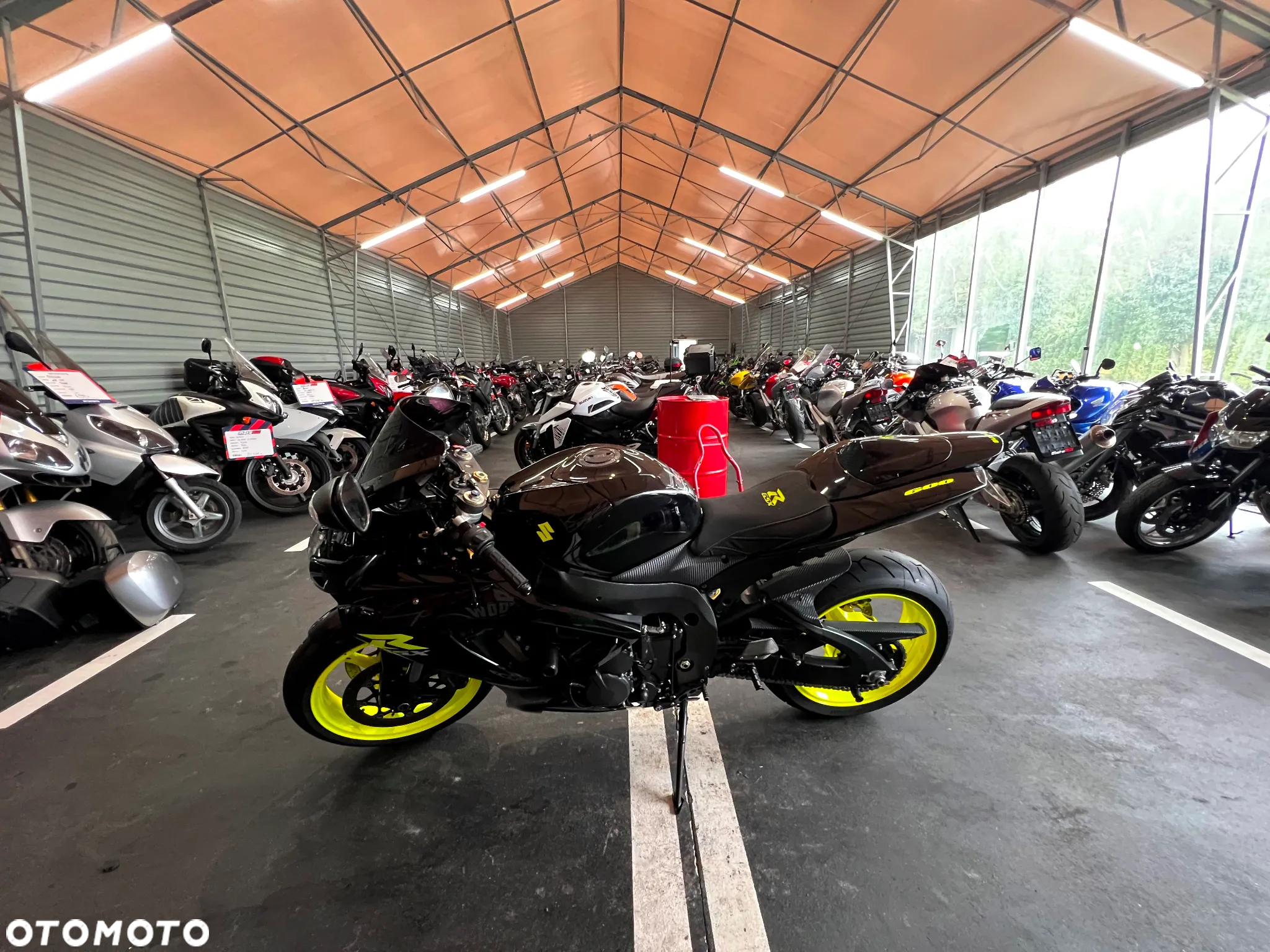 Suzuki GSX-R - 18