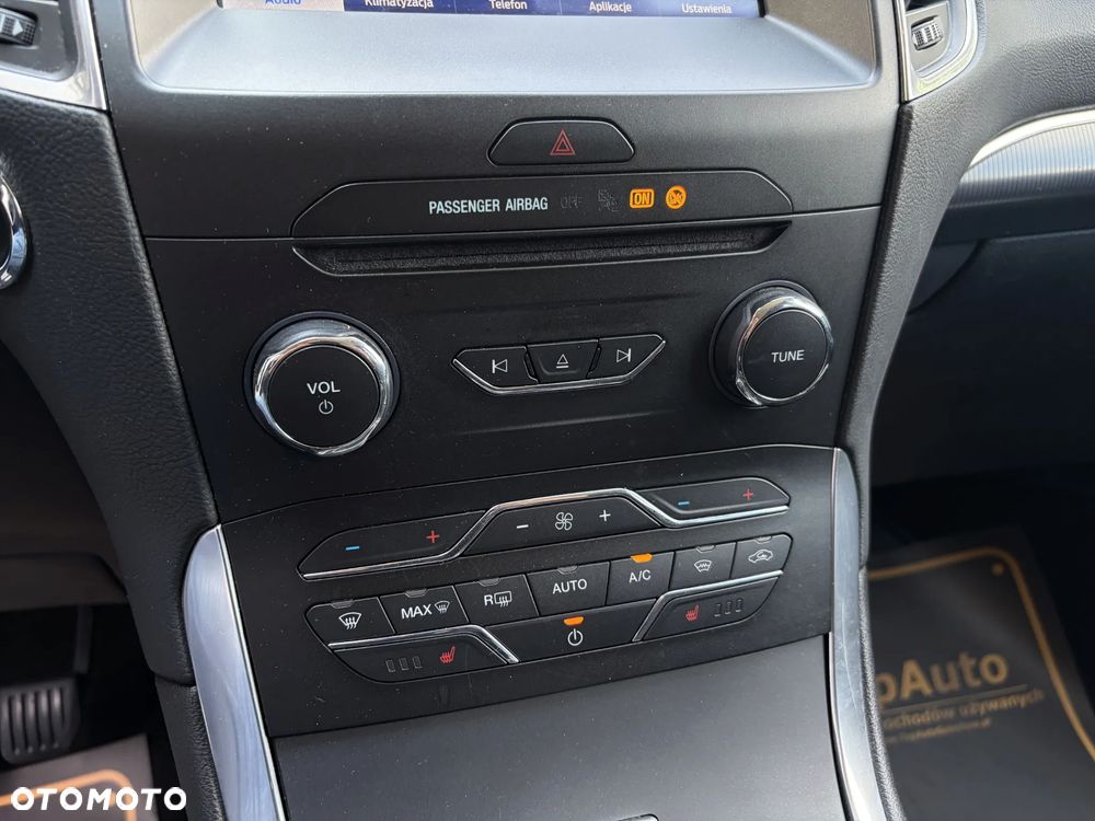Ford S-Max 2.0 EcoBlue Titanium - 29