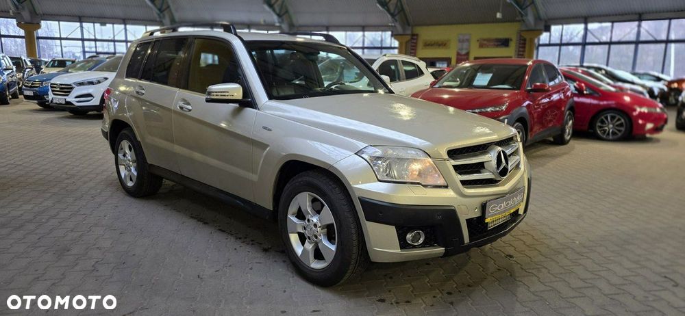 Mercedes-Benz GLK - 1