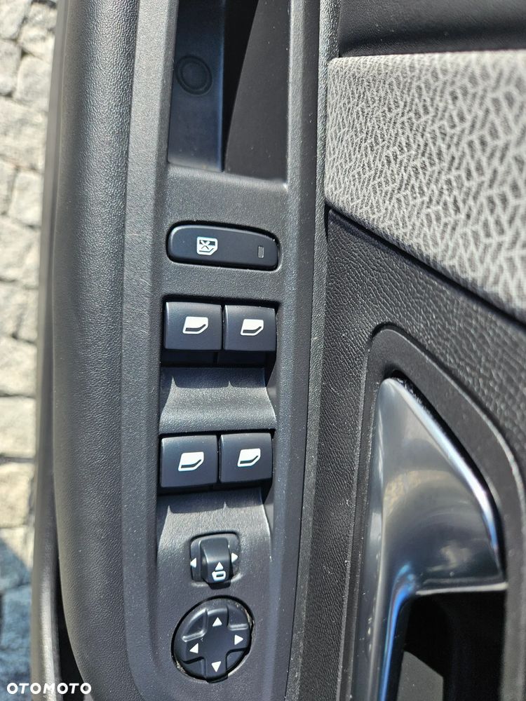 Citroën C4 PureTech 130 Stop&Start EAT8 MAX - 33