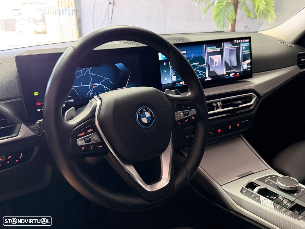 BMW 320 e Aut. Sport Line - 12