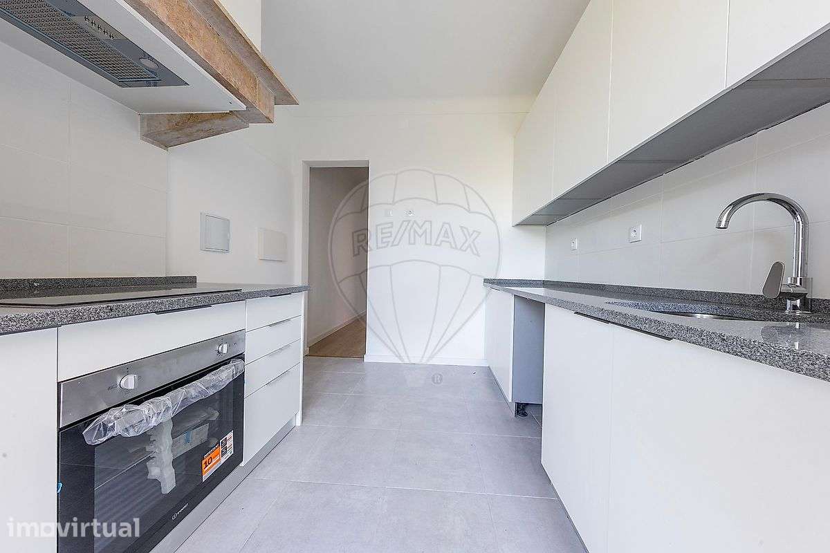 Apartamento T2 para arrendamento - Grande imagem: 2/13