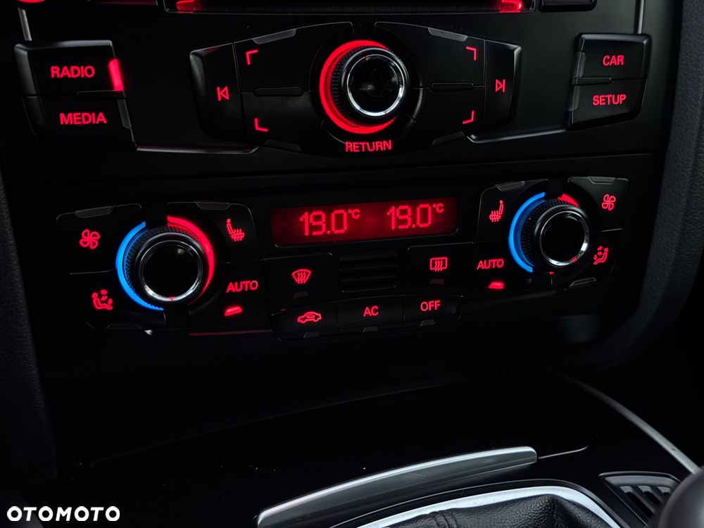 Audi A4 Avant 2.0 TDI - 30