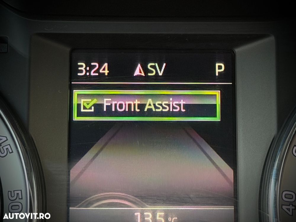 Skoda Octavia 1.6 TDI DSG Ambition - 32