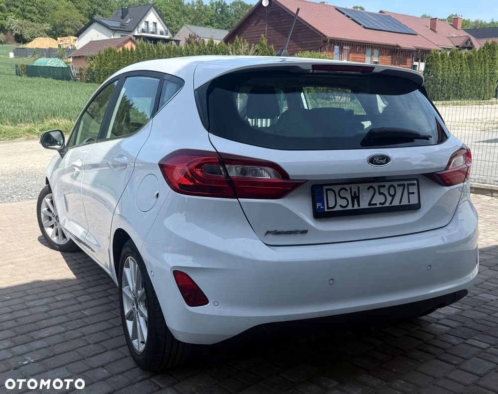 Ford Fiesta 1.0 EcoBoost S&S TITANIUM - 9