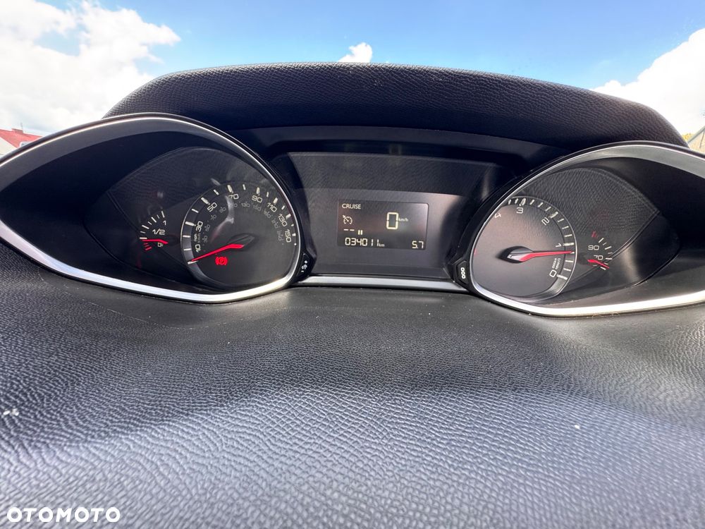 Peugeot 308 1.6 e-HDi Allure S&S - 18
