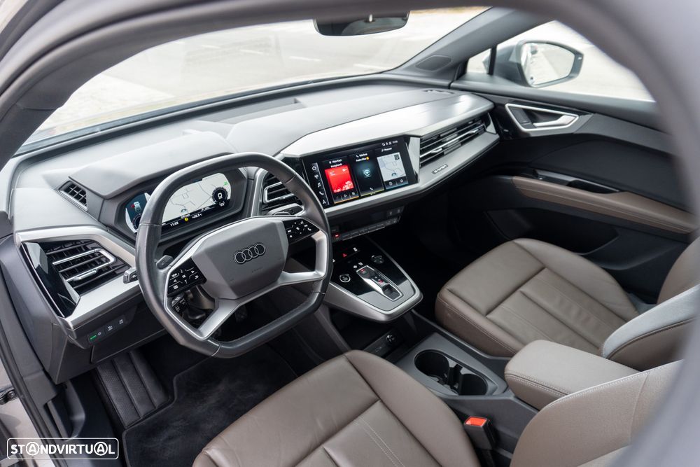 Audi Q4 e-tron 45 quattro - 13