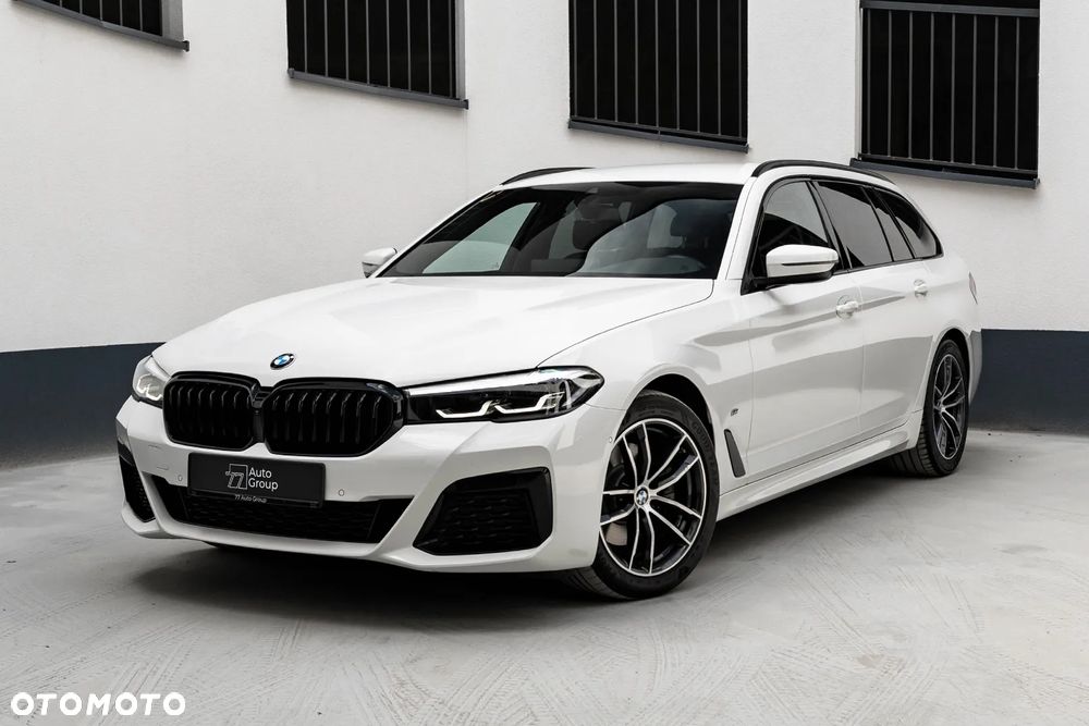 BMW Seria 5 520d xDrive mHEV M Sport sport - 2