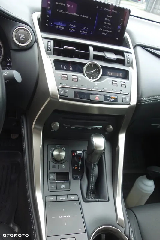 Lexus NX 300 Business Edition AWD - 10