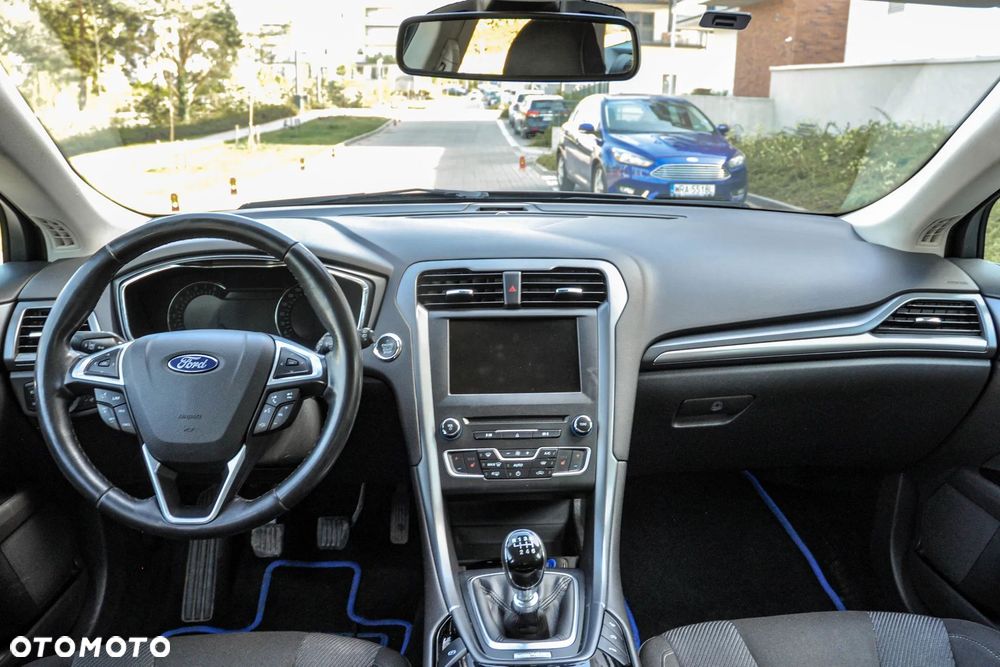 Ford Mondeo - 10