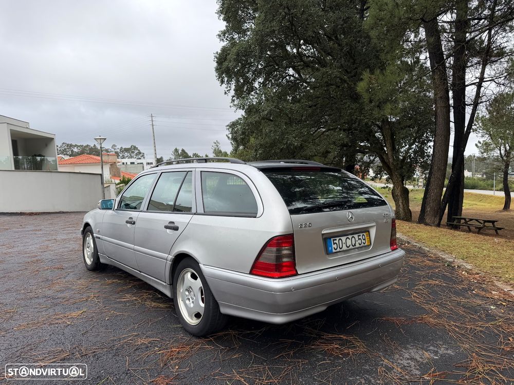 Mercedes-Benz C 200 - 4