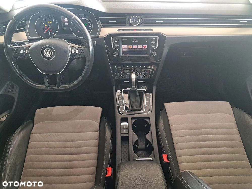 Volkswagen Passat 1.8 TSI BMT Highline DSG - 9