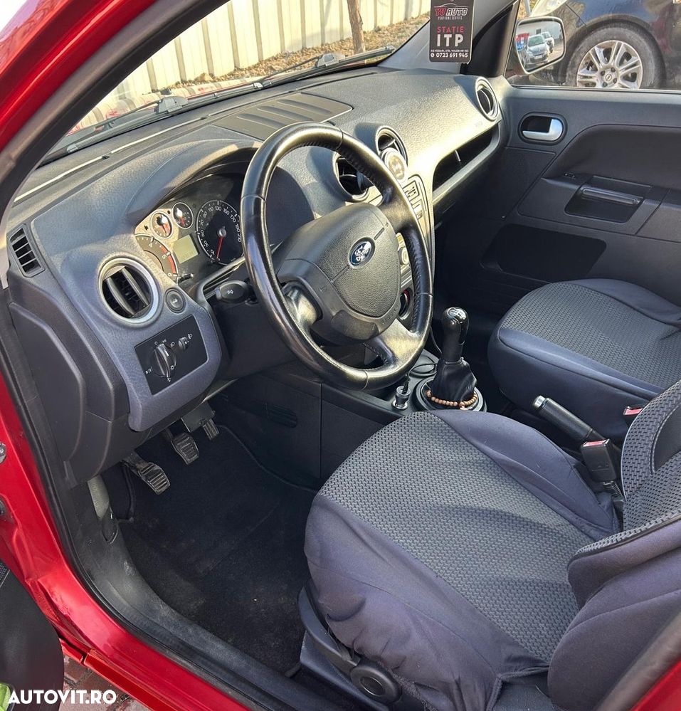 Ford Fusion 1.4 TDCI Comfort - 8