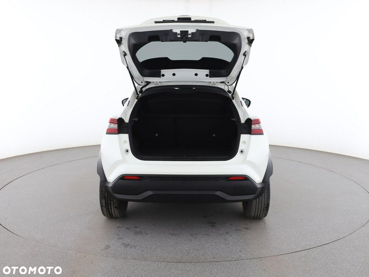 Nissan Juke 1.0 DIG-T N-Connecta - 19
