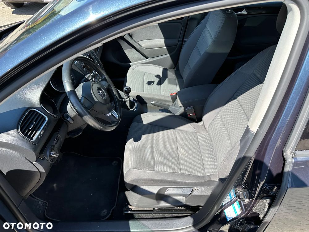 Volkswagen Golf - 19