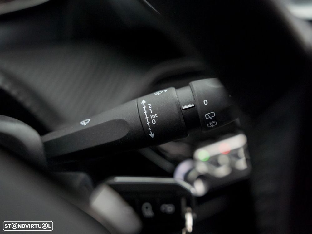 Peugeot 208 1.2 PureTech Active - 21