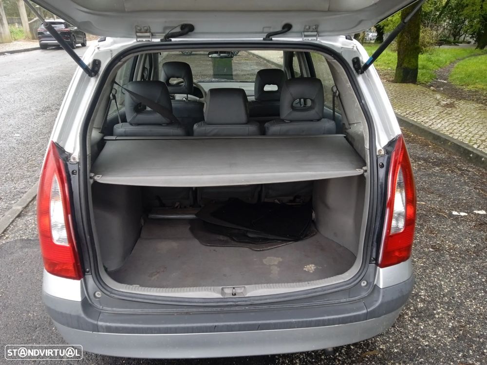 Mazda Premacy 2.0 DiTD Exclusive - 4