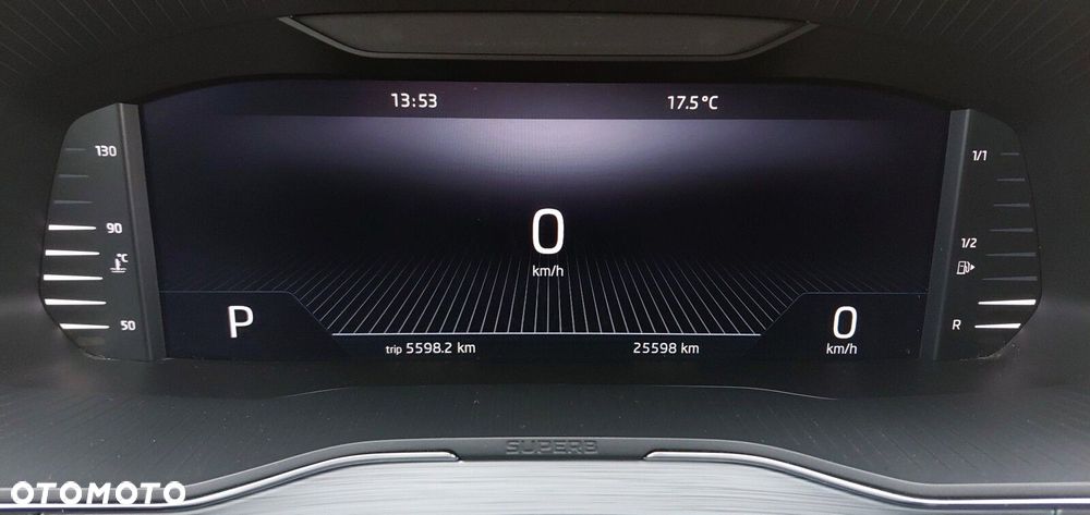 Skoda Superb 1.5 TSI Ambition DSG - 27