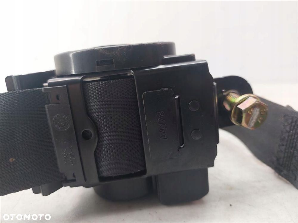 Pas bezpieczeństwa prawy tył Ssang Yong Rexton 2001–2017 - 3