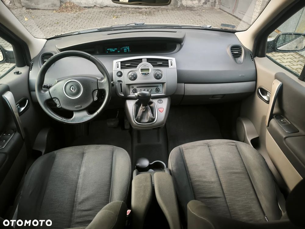 Renault Grand Scenic 1.9 dCi FAP Exception - 5