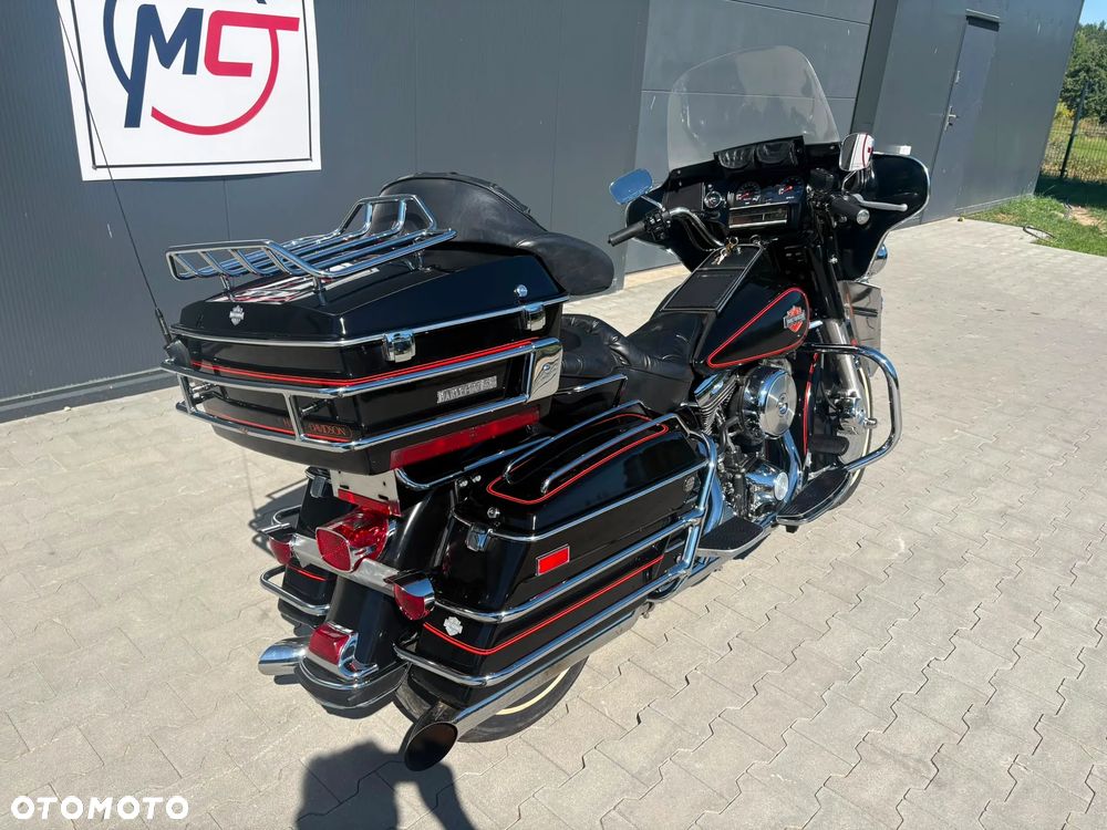 Harley-Davidson FLH Electra Glide - 2