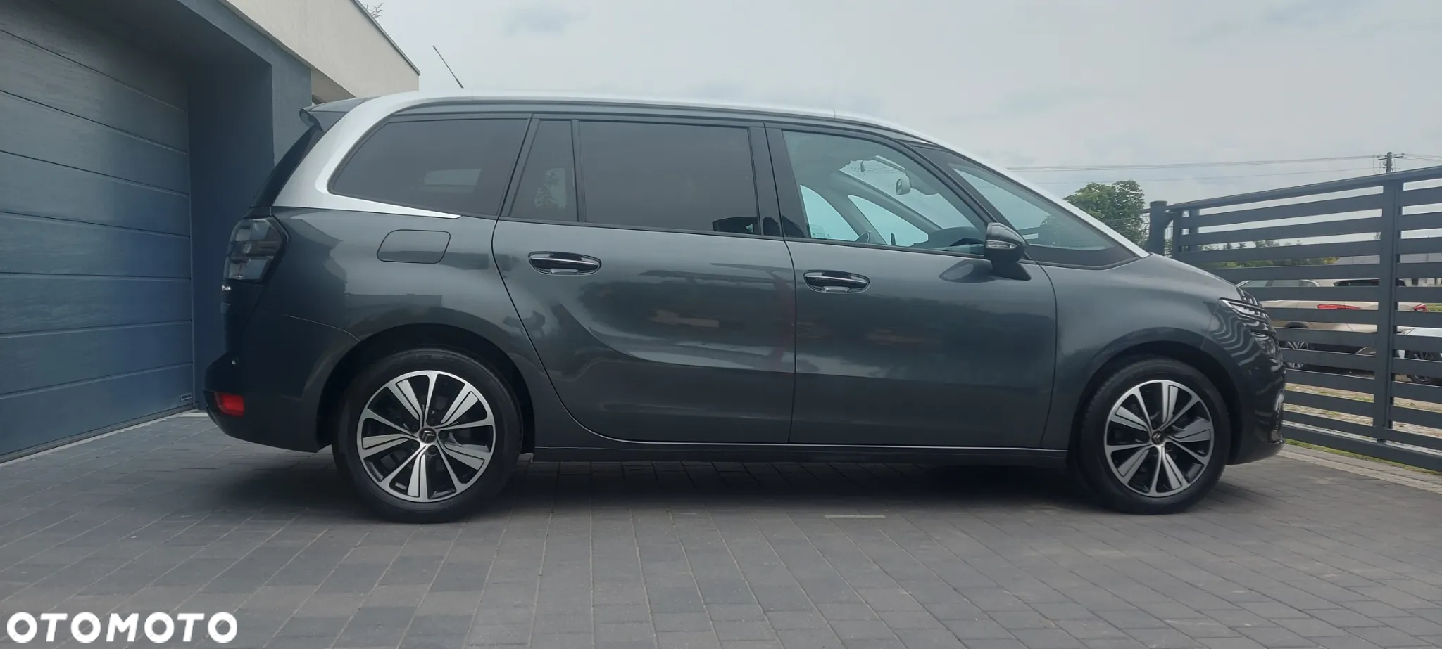 Citroën C4 Grand Picasso BlueHDi 150 EAT6 SHINE - 11