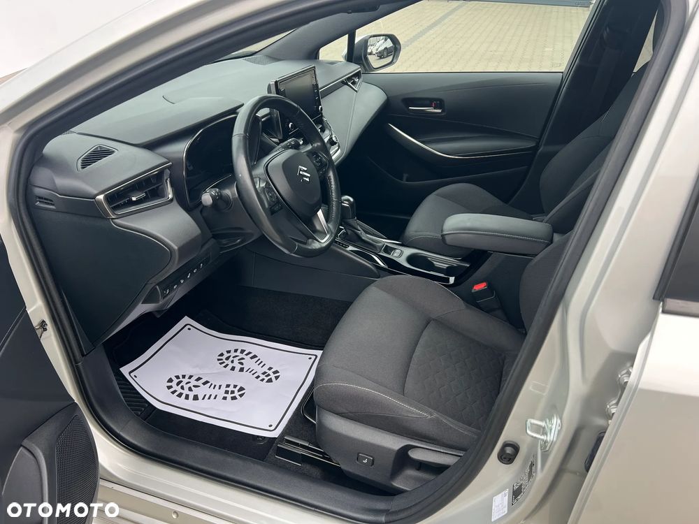 Suzuki Swace 1.8 Hybrid Premium Plus CVT - 10