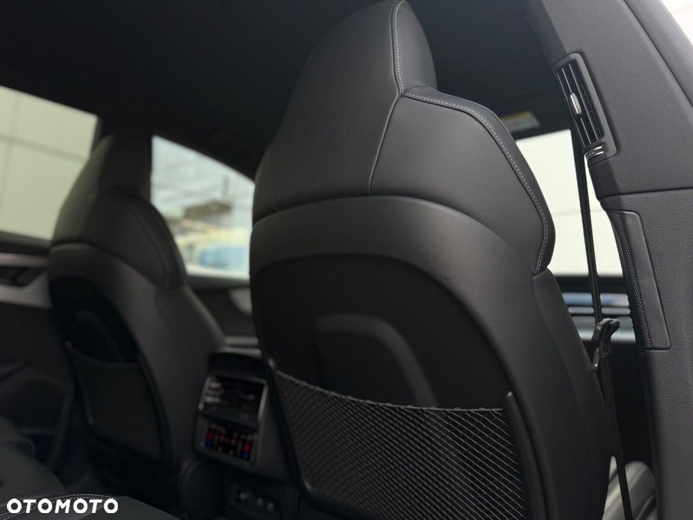 Audi Q8 - 16