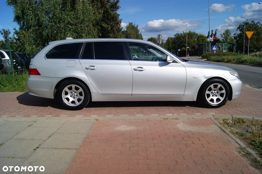 BMW Seria 5 520d Touring - 3
