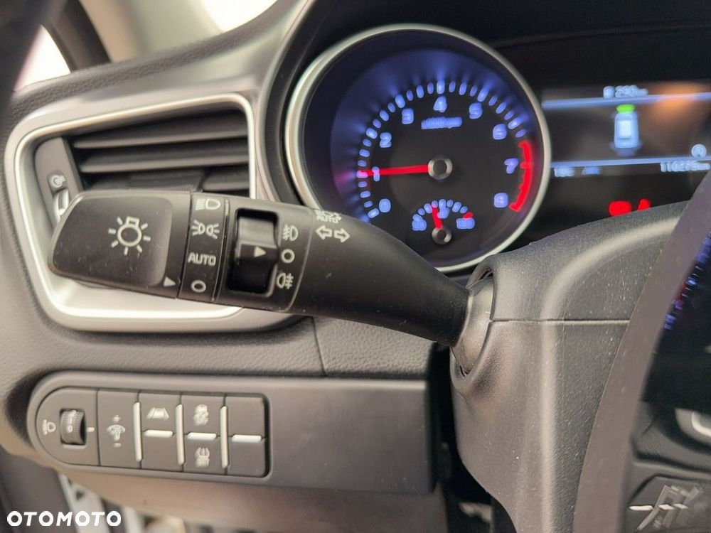 Kia Ceed - 26