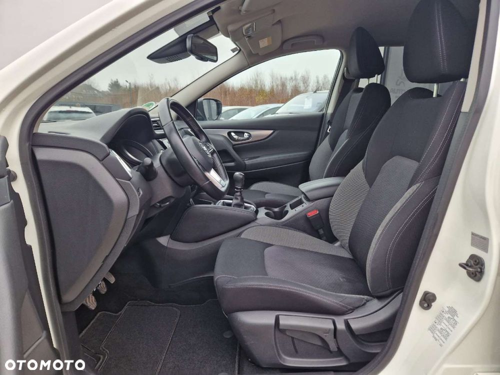 Nissan Qashqai 1.3 DIG-T N-Connecta - 5