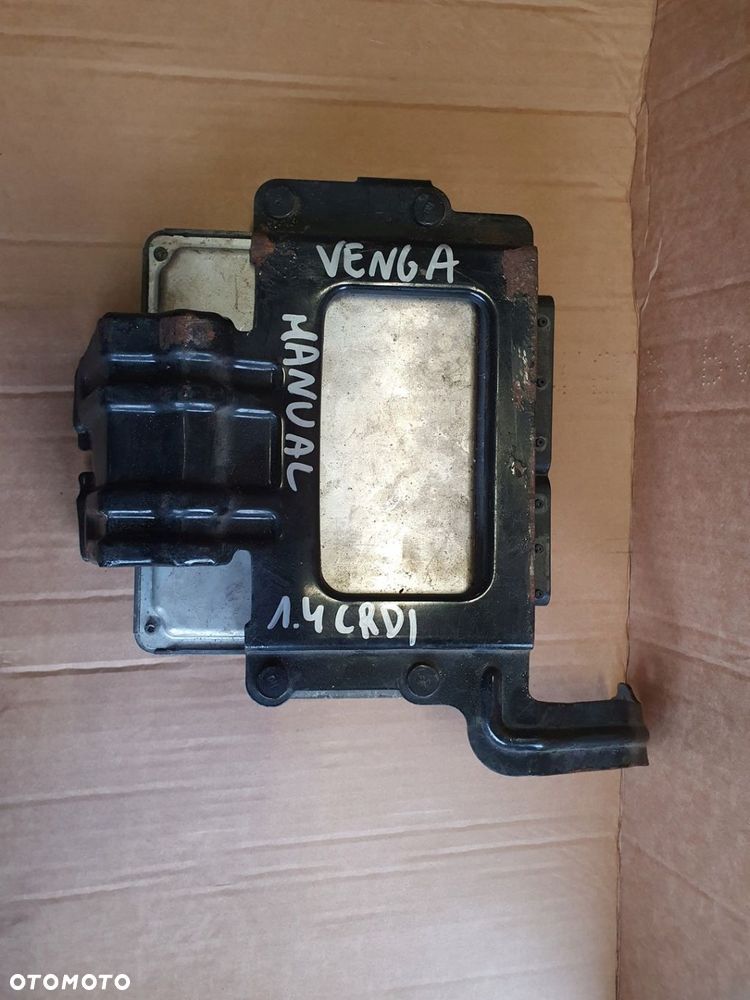 KIA VENGA KOMPUTER SILNIKA STEROWNIK 39130-2A360 - 1
