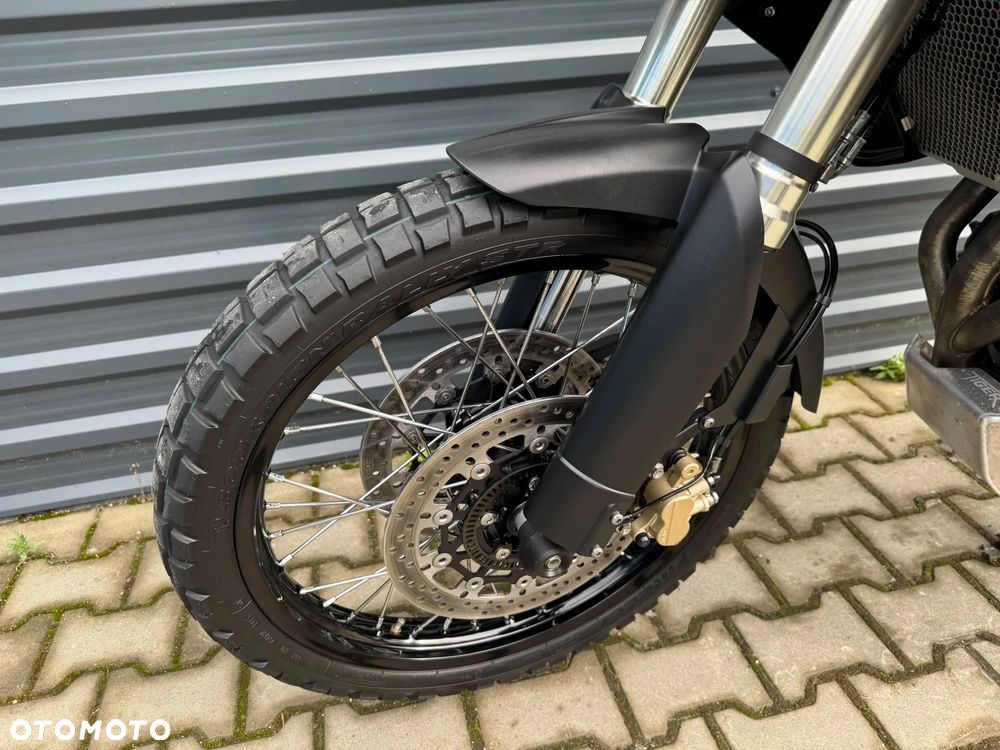 Triumph Tiger - 18