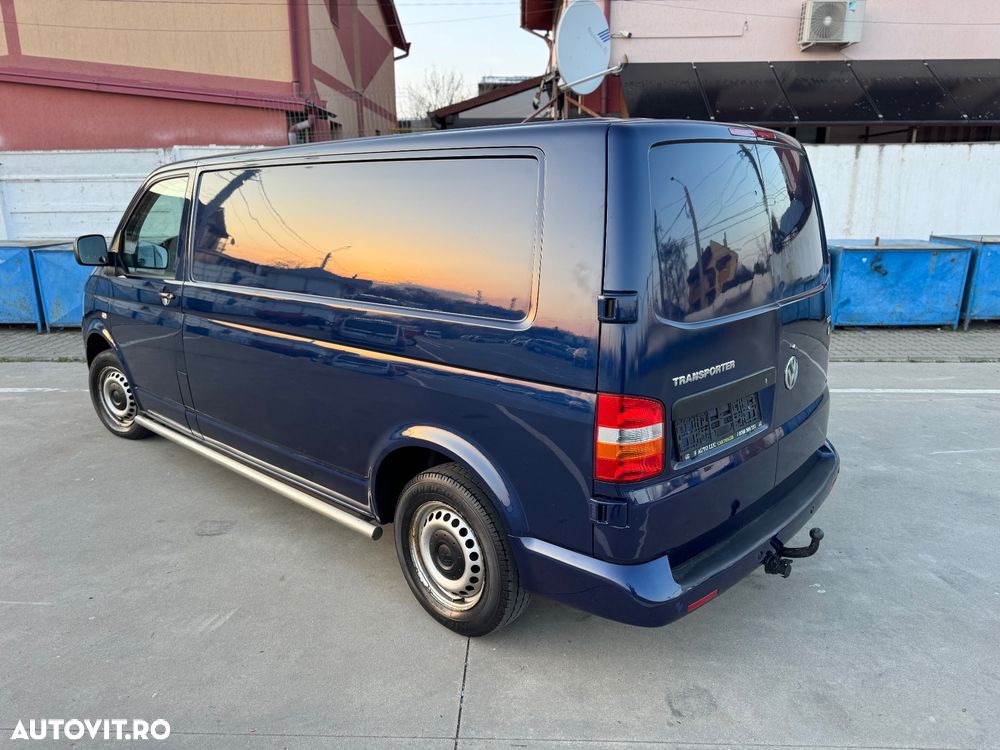 Volkswagen Transporter Shuttle Lang - 3