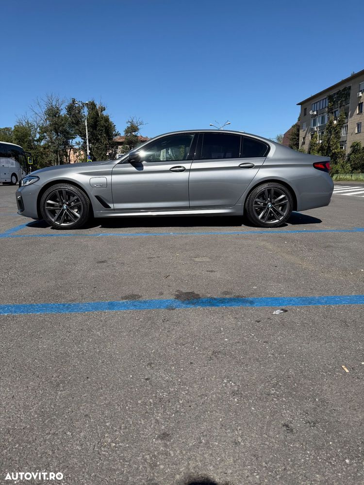 BMW 5 Series 2022 — imagine 3