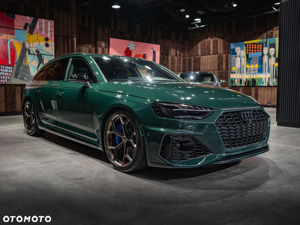 Audi RS4 Limousine - 3