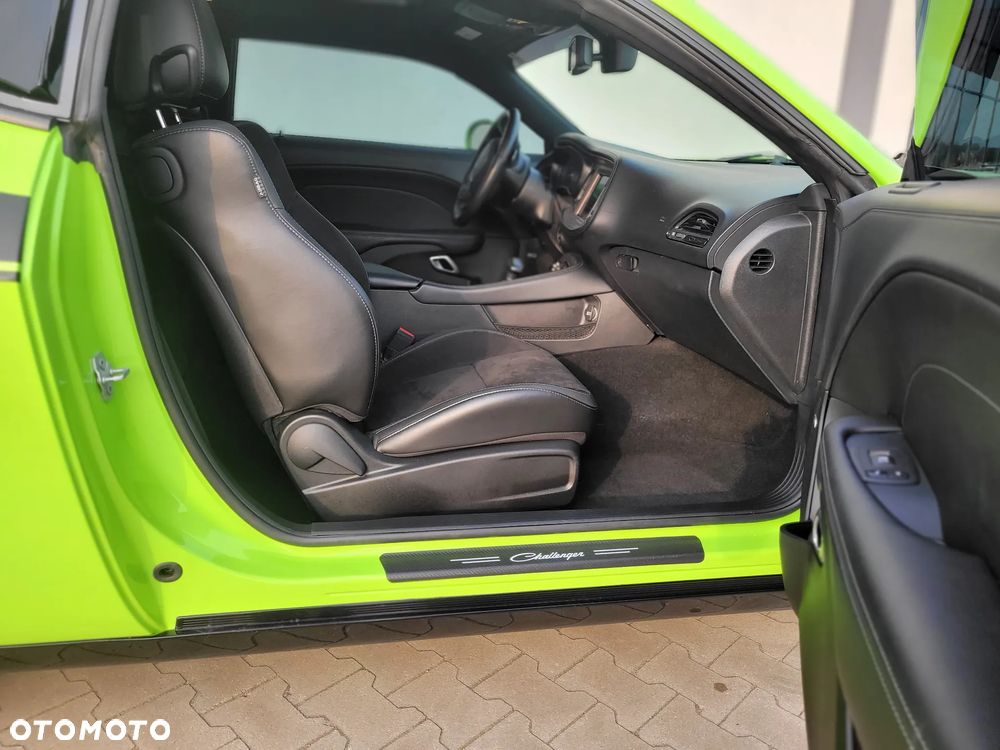 Dodge Challenger 3.6 GT Plus AWD - 24