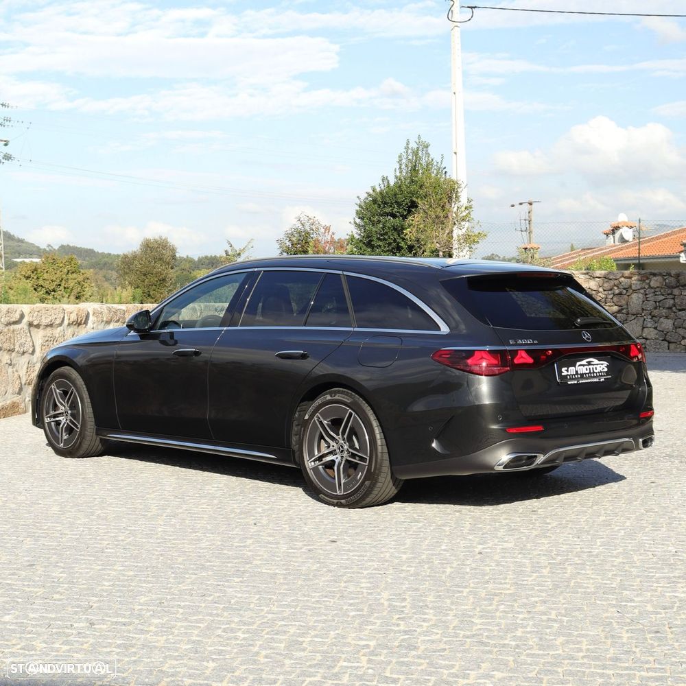 Mercedes-Benz E 300 - 5