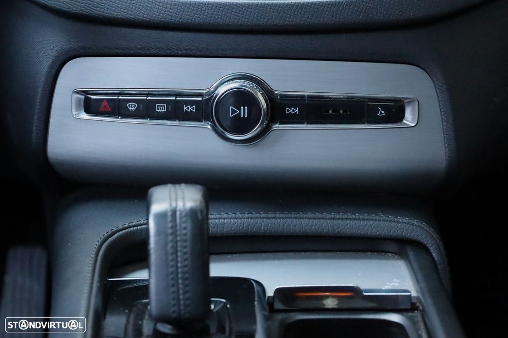 Volvo XC 90 2.0 T8 PHEV R-Design Expression AWD - 25