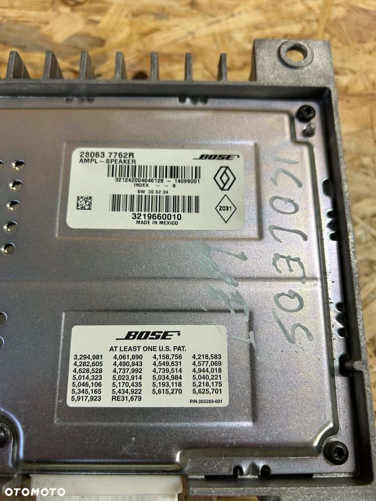 Renault Koleos I wzmacniacz bose 28063 7762R - 3
