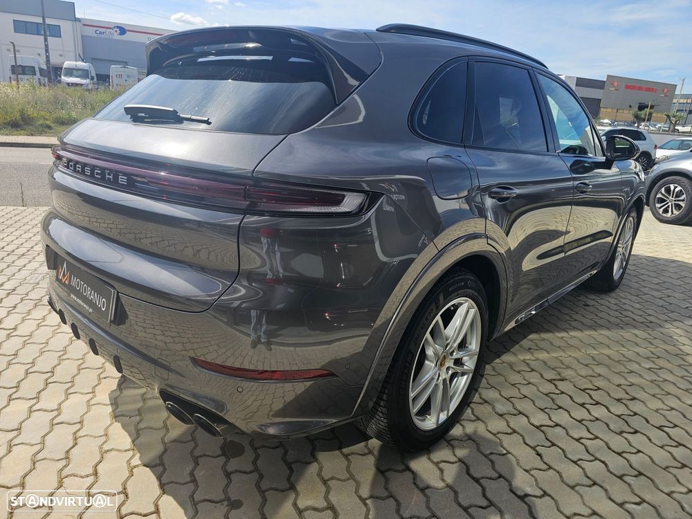 Porsche Cayenne E-Hybrid Tiptronic S Black Edition - 5