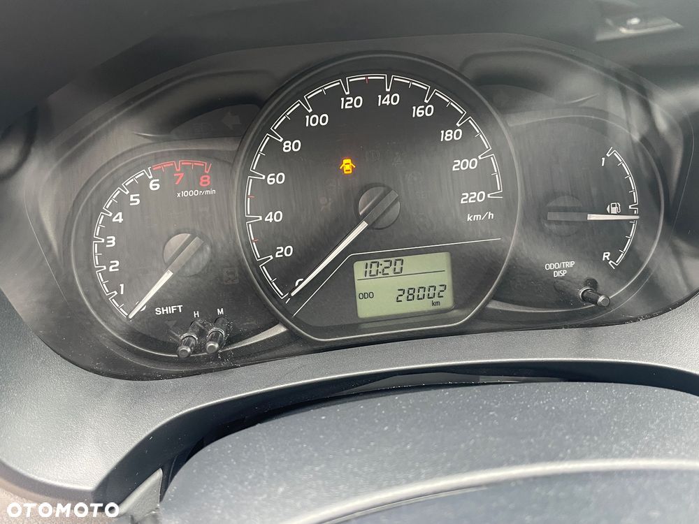 Toyota Yaris 1.5 Active - 11
