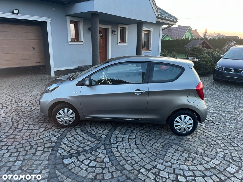 Kia Picanto 1.0 L - 4