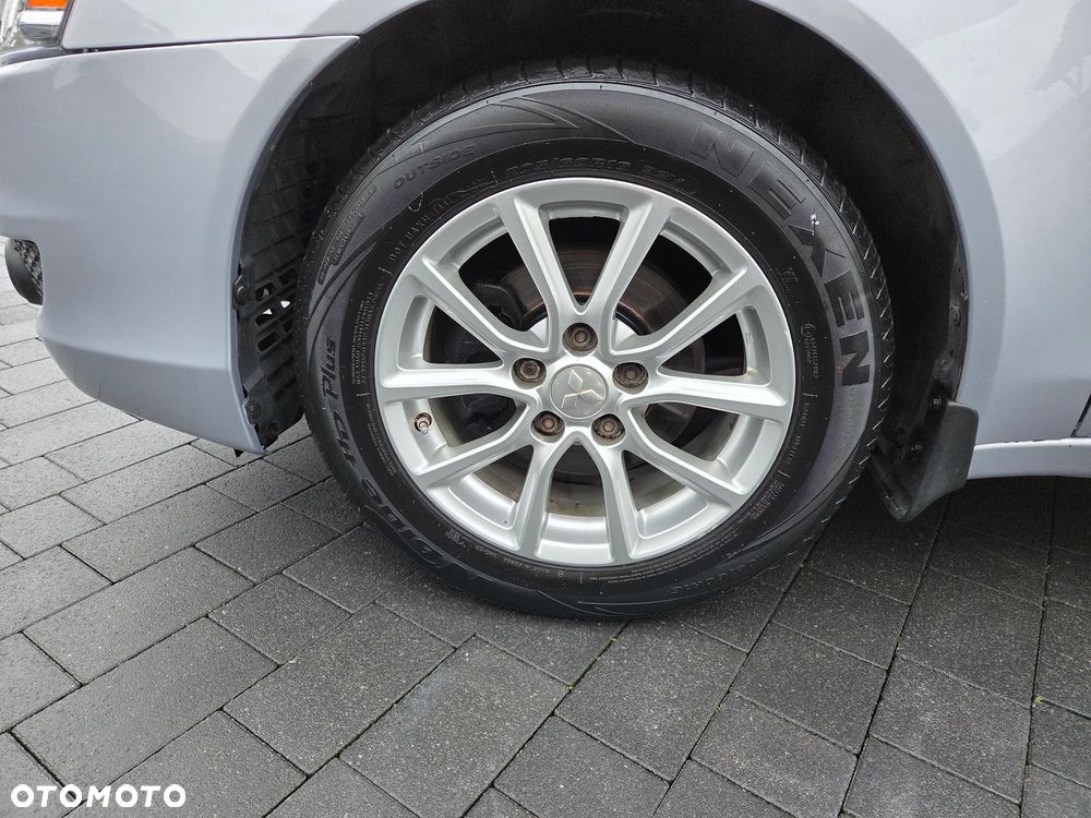 Mitsubishi Lancer Sportback 1.6 ClearTec - 19