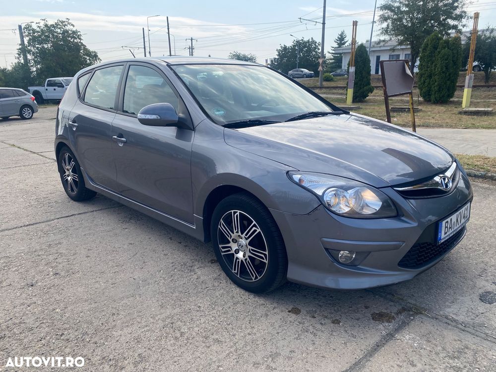 Hyundai i30 1.6 CRDI Comfort - 3