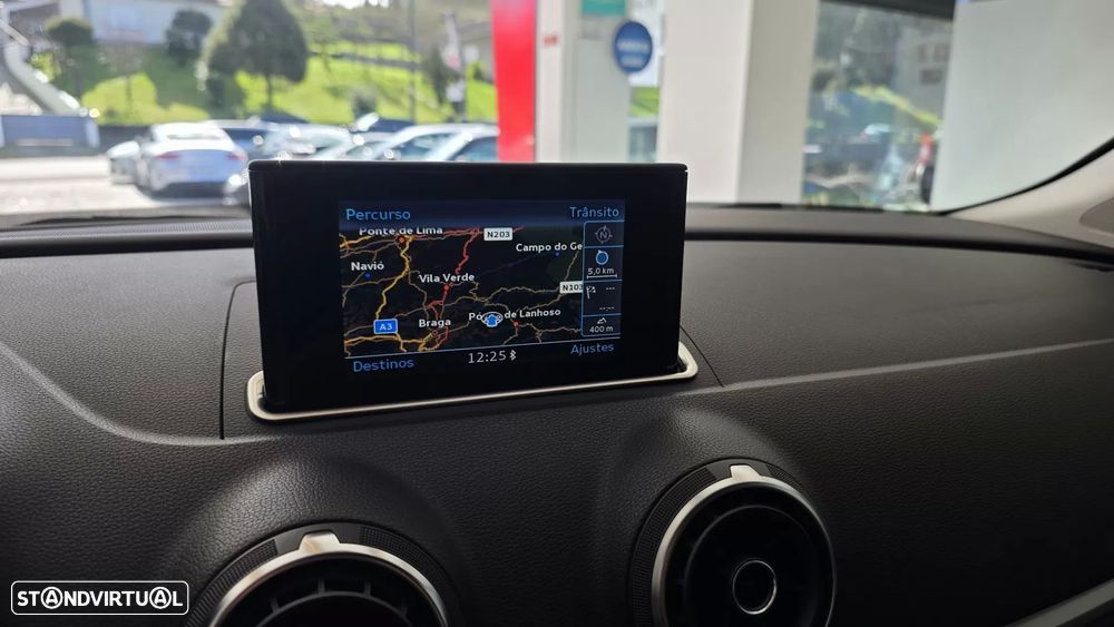 Audi A3 Sportback 1.6 TDI Advance S tronic - 39